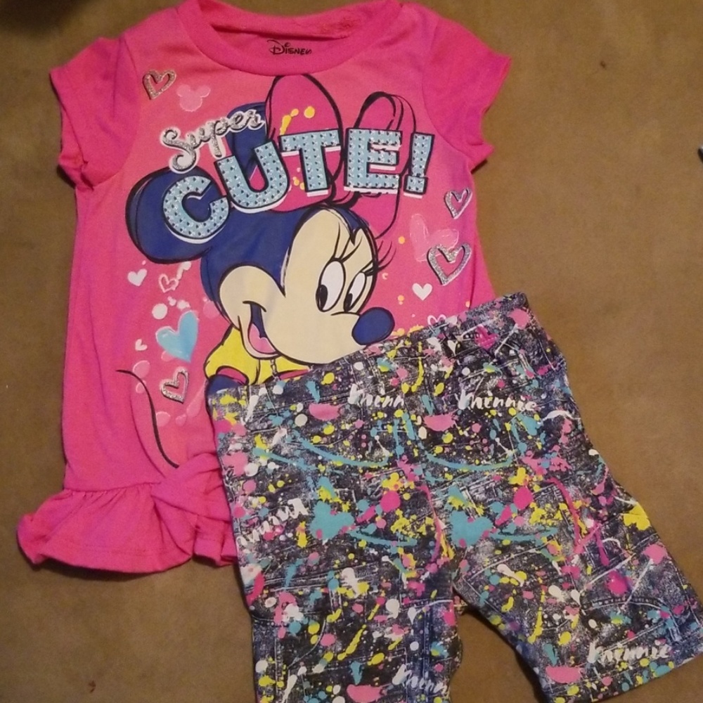 Minnie Mouse Outfit